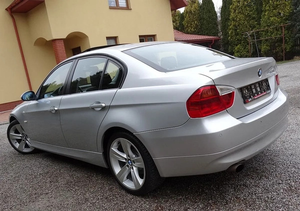 BMW Seria 3 cena 24500 przebieg: 213660, rok produkcji 2007 z Staszów małe 667